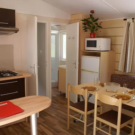 Mobil-home 25m² Avec Terrasse à - Api-1-52-356 Parque de Campismo *